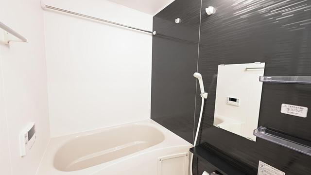Gallery image 7