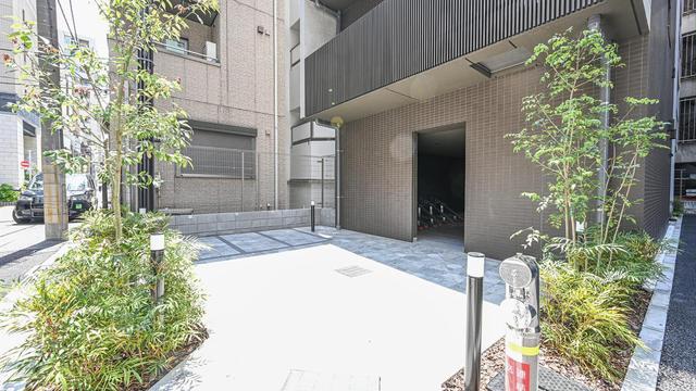 Gallery image 12