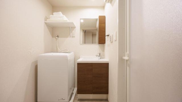 Gallery image 12