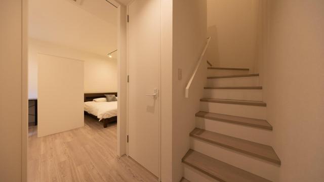 Gallery image 16