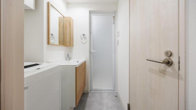 Gallery image 12
