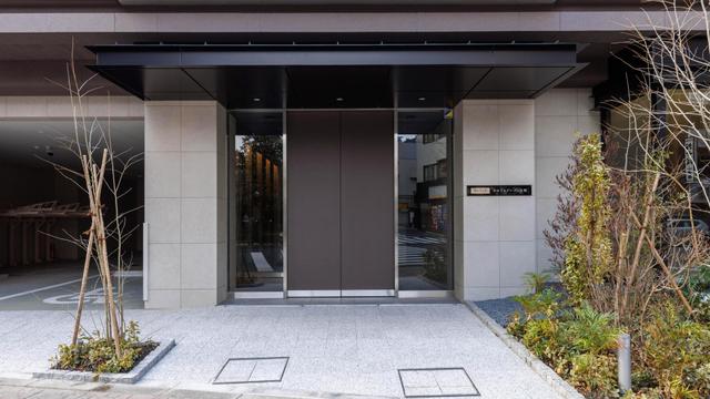 Gallery image 16