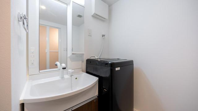 Gallery image 10