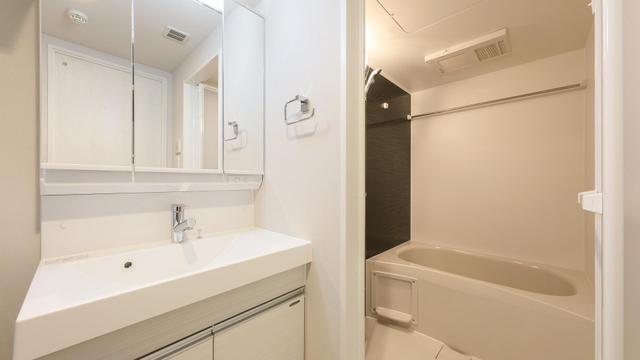 Gallery image 13