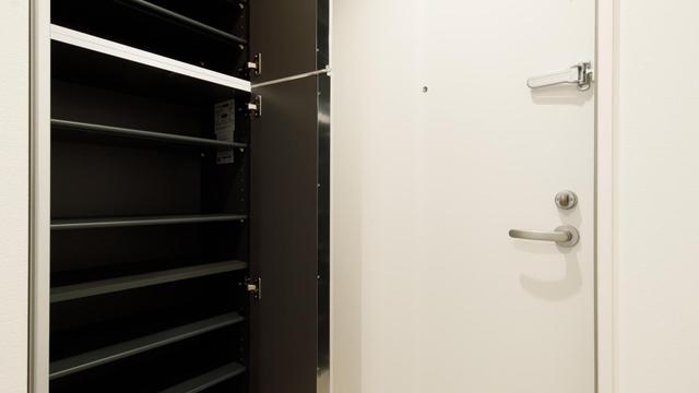 Gallery image 16